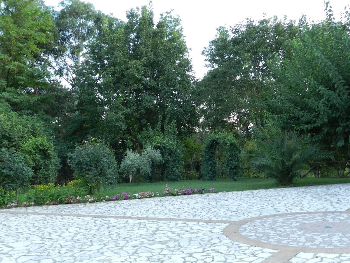 Il Nibbio Reale Country House Rocca d'Evandro Εξωτερικό φωτογραφία